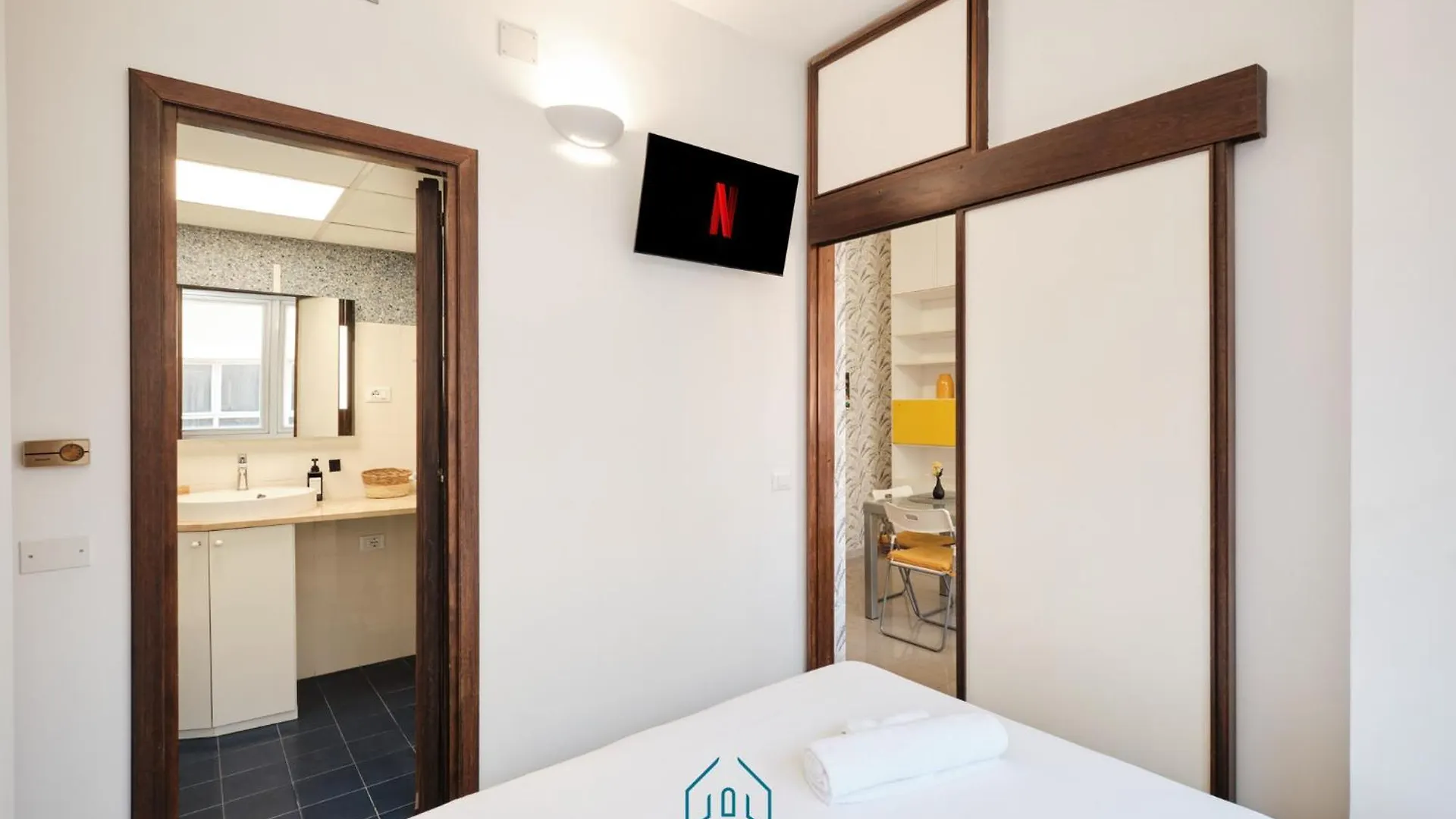 Roma San Giovanni - Korean Suite 0*, Rome